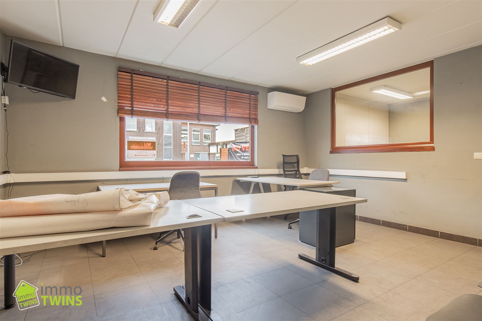 Uitzonderlijk ruim industrieel magazijn van ca. 6.900 m² te huur in Schoonaarde - foto 5