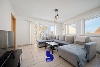 Ontdek dit prachtige en ruime hoekappartement, ideaal gelegen in de rustige en groene woonwijk Conterdam te Oostende. Hier woont u in alle...