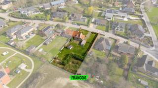 Op zoek naar een bijzonder project te koop in Gistel? Ontdek dit uitzonderlijk (ver)nieuwbouwproject in de Mosselstraat, gelegen op een ruim...