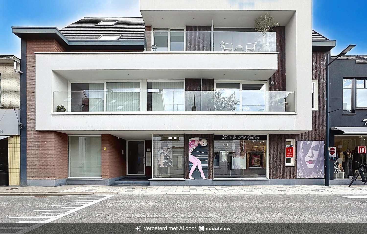 Unieke Investeringsopportuniteit: Commercieel gelijkvloers handelspand (160m²) in hartje Sint-Lievens-Houtem - foto 1