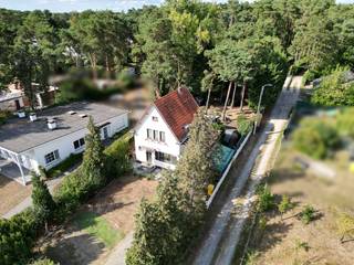 Deze charmante open bebouwing in Keerbergen is een ideale woning voor wie op zoek is naar ruimte en comfort. Met een perceeloppervlakte van 10a51ca...