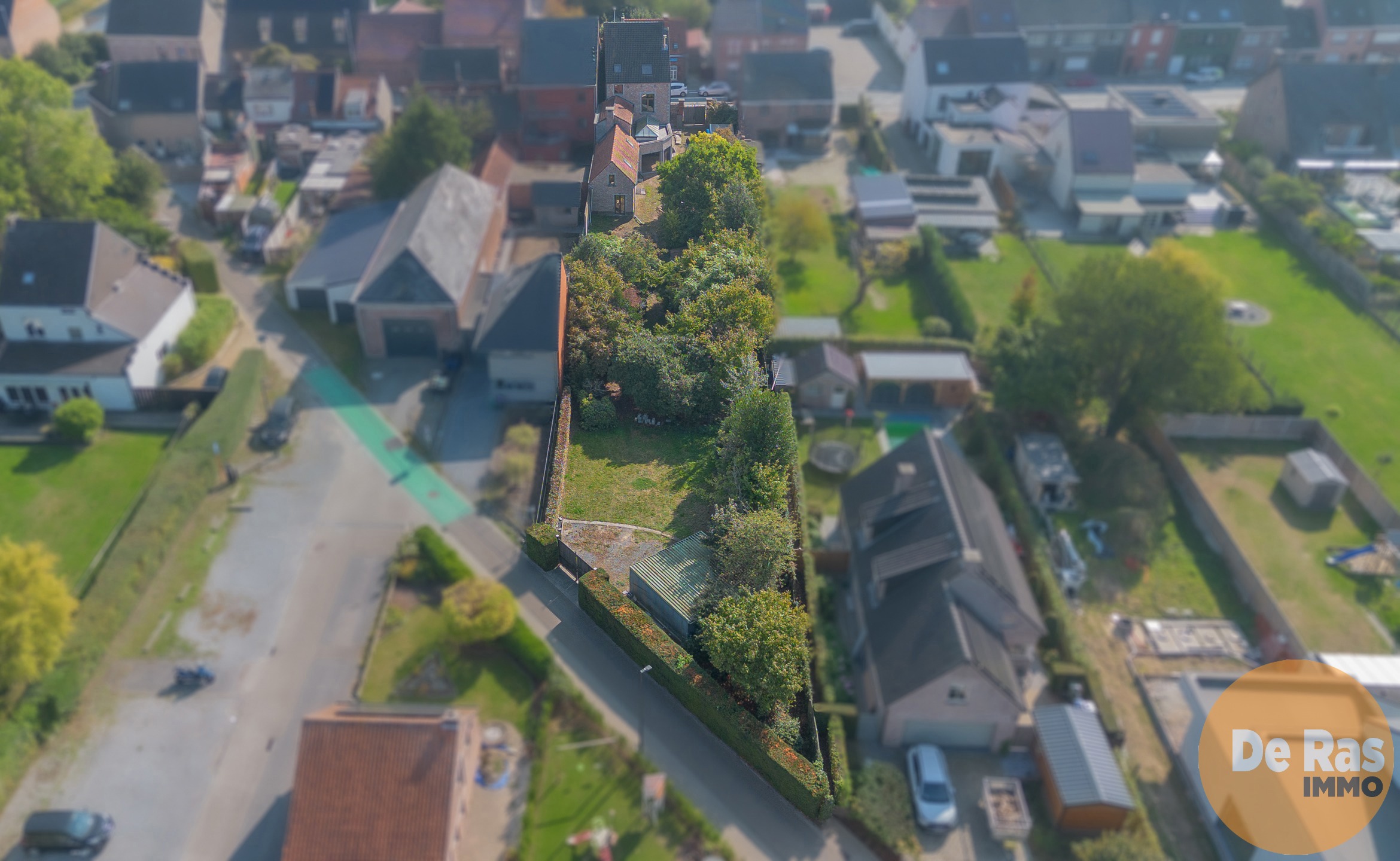 GIJZEGEM - Te renoveren herenhuis op een perceel van 1520 m² - foto 3