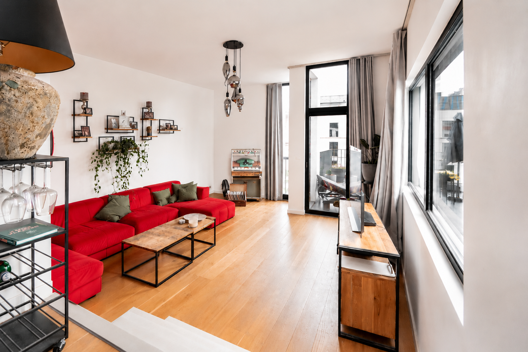 ANTWERPEN - Ruim wonen met 27m² terras in hartje Antwerpen - foto 4