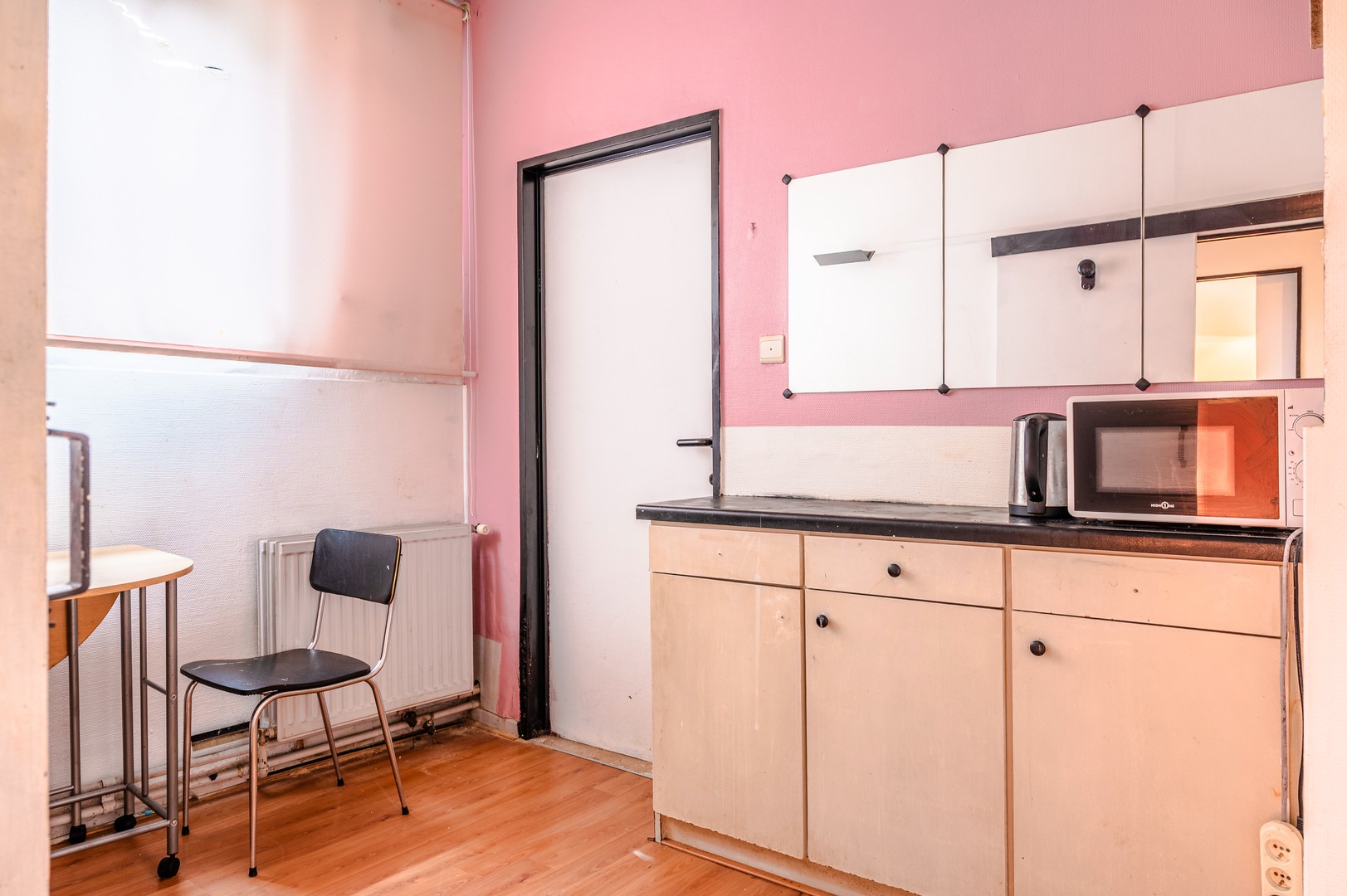 Handelsgelijkvloers ca.100 m² te koop in centrum Burcht. - foto 5