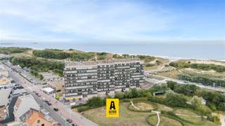 Leuke gezellige studio met zeezicht op ideale ligging!!  Gelegen op de vierde verdieping van de residentie Astrid (met lift) met zicht op de...