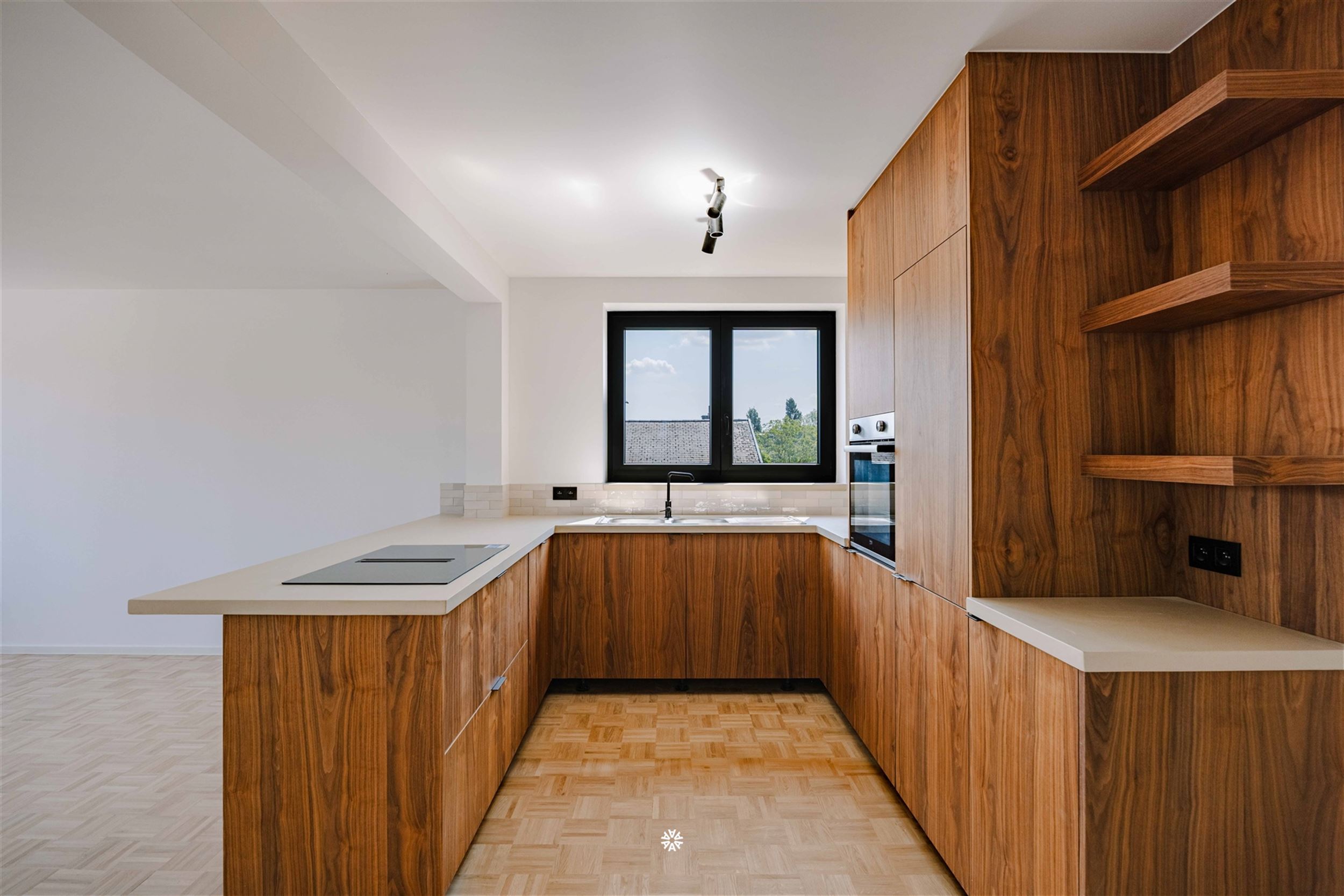 Tot in de puntjes gerenoveerd duplex-penthouse - foto 5