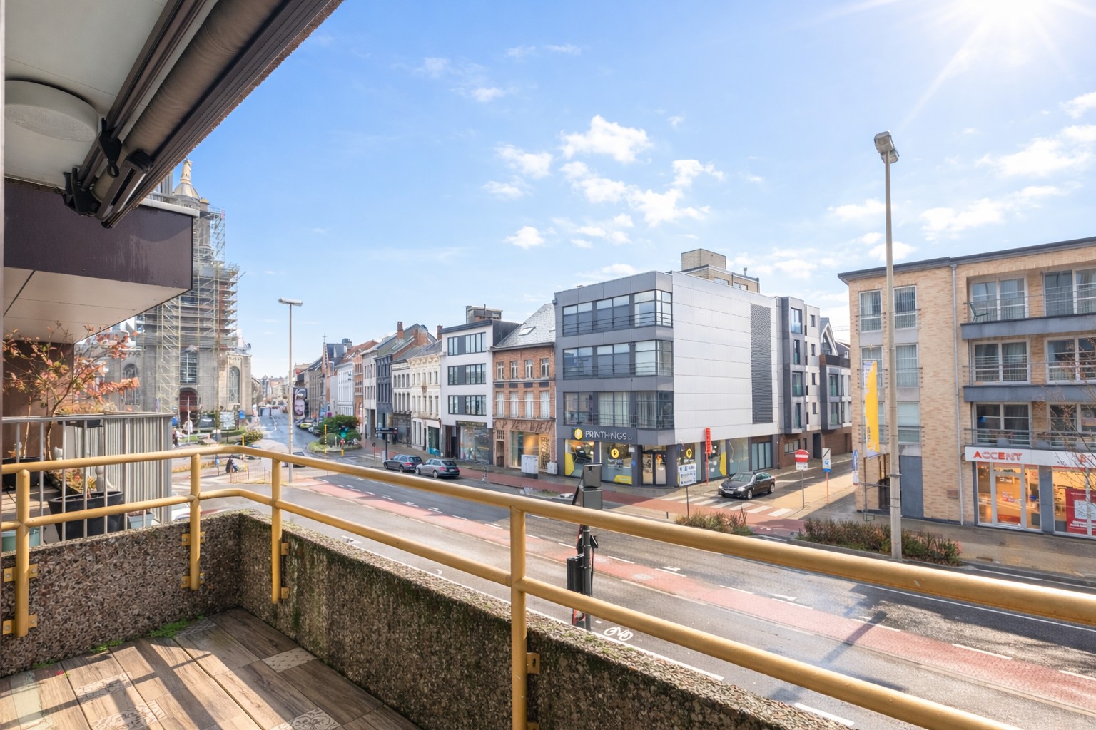 Ruim 3-slaapkamerappartement op interessante centrale ligging in Sint-Niklaas - foto 5