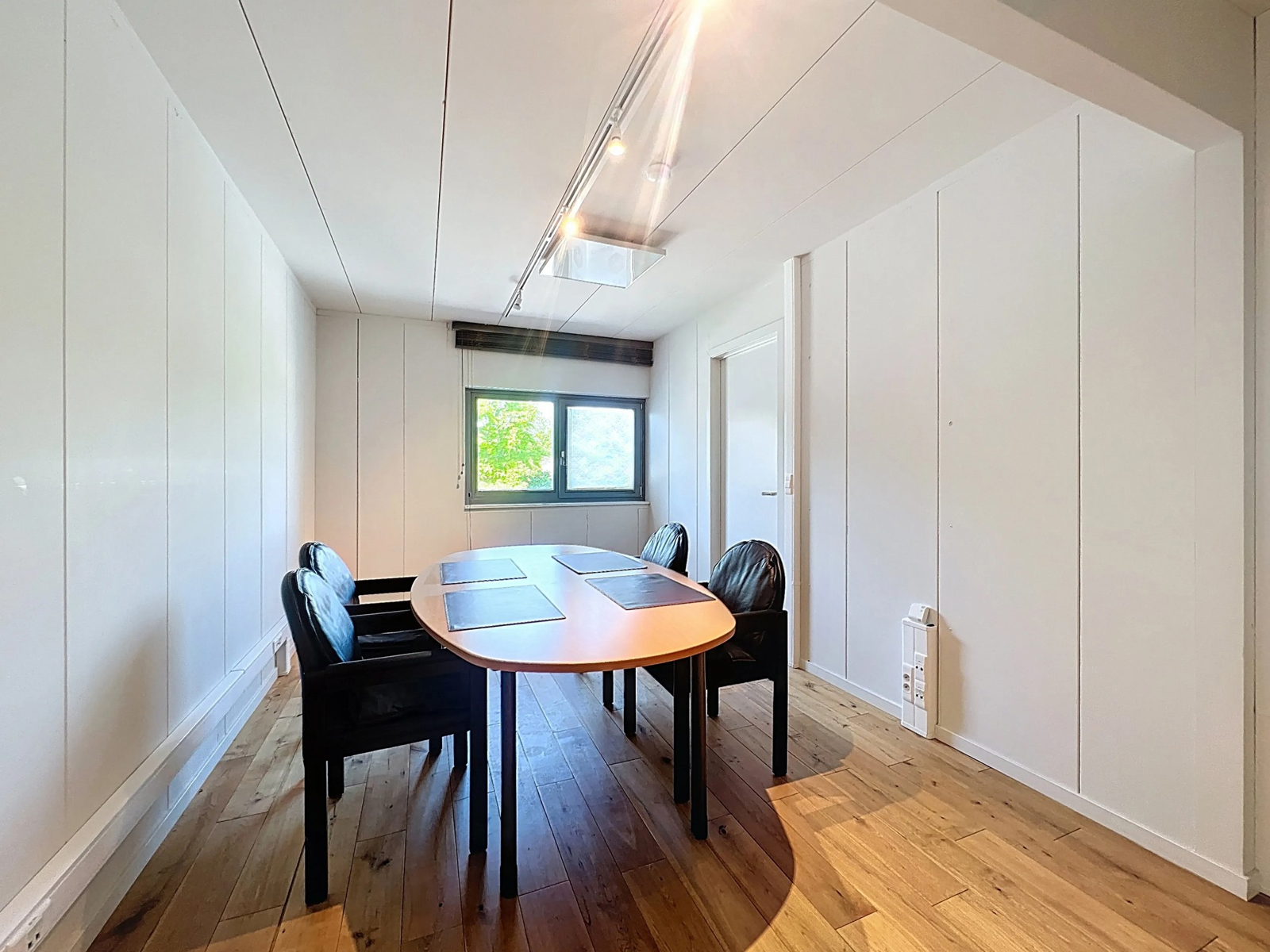 MODERNE KANTOORRUIMTE | 150m² | DIRECT BESCHIKBAAR - foto 5