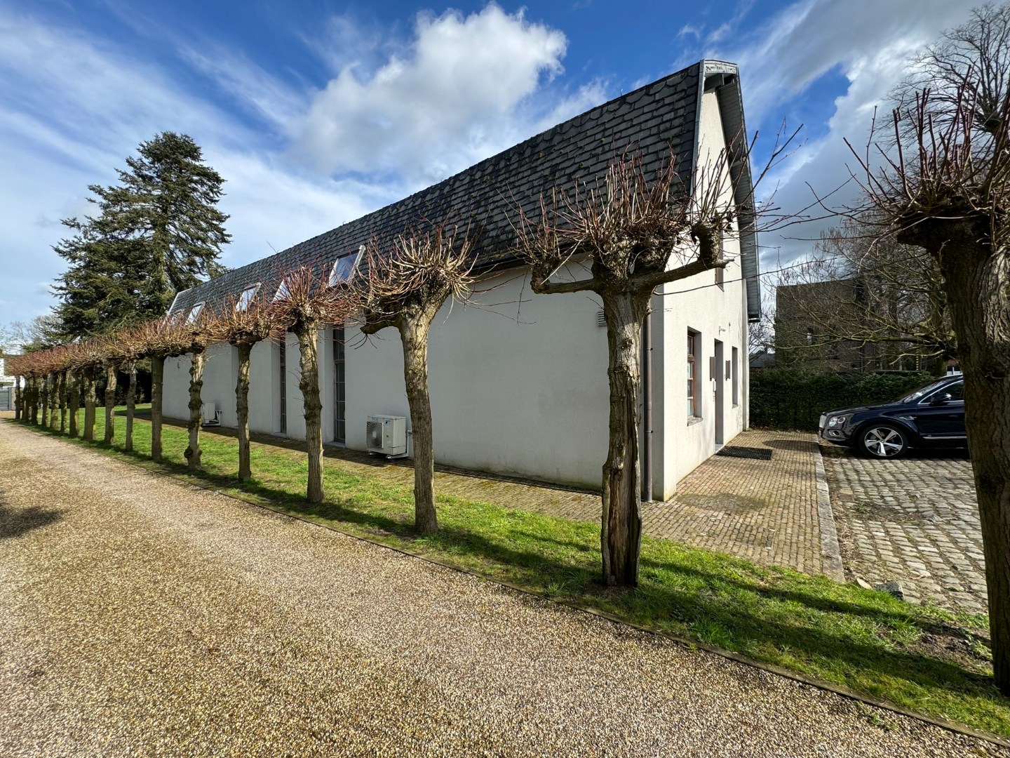 Commercial for rent in Sint-Martens-Latem - photo 2