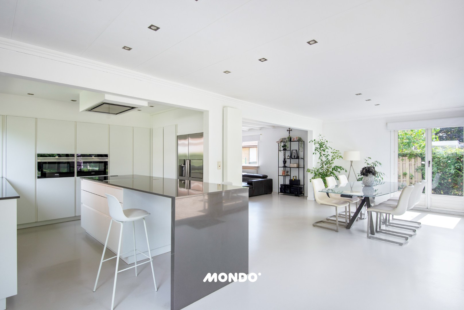 Gerenoveerde laagbouw woning! - foto 2