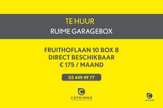 Garage box spacieux à louer ! Dimensions :Profondeur : 6.75mLargeur : 3.4mLargeur du portail : 2.5mhauteur du portail : 2.24m Vous êtes en visite ?...