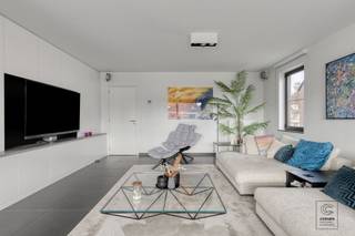 PRACHTIG MODERN APPARTEMENT IN SINT-JOB-IN-'T-GOOROp een uitstekende, centrale ligging in het hart van SINT-JOB-IN-'T-GOOR  bevindt zich dit zeer...