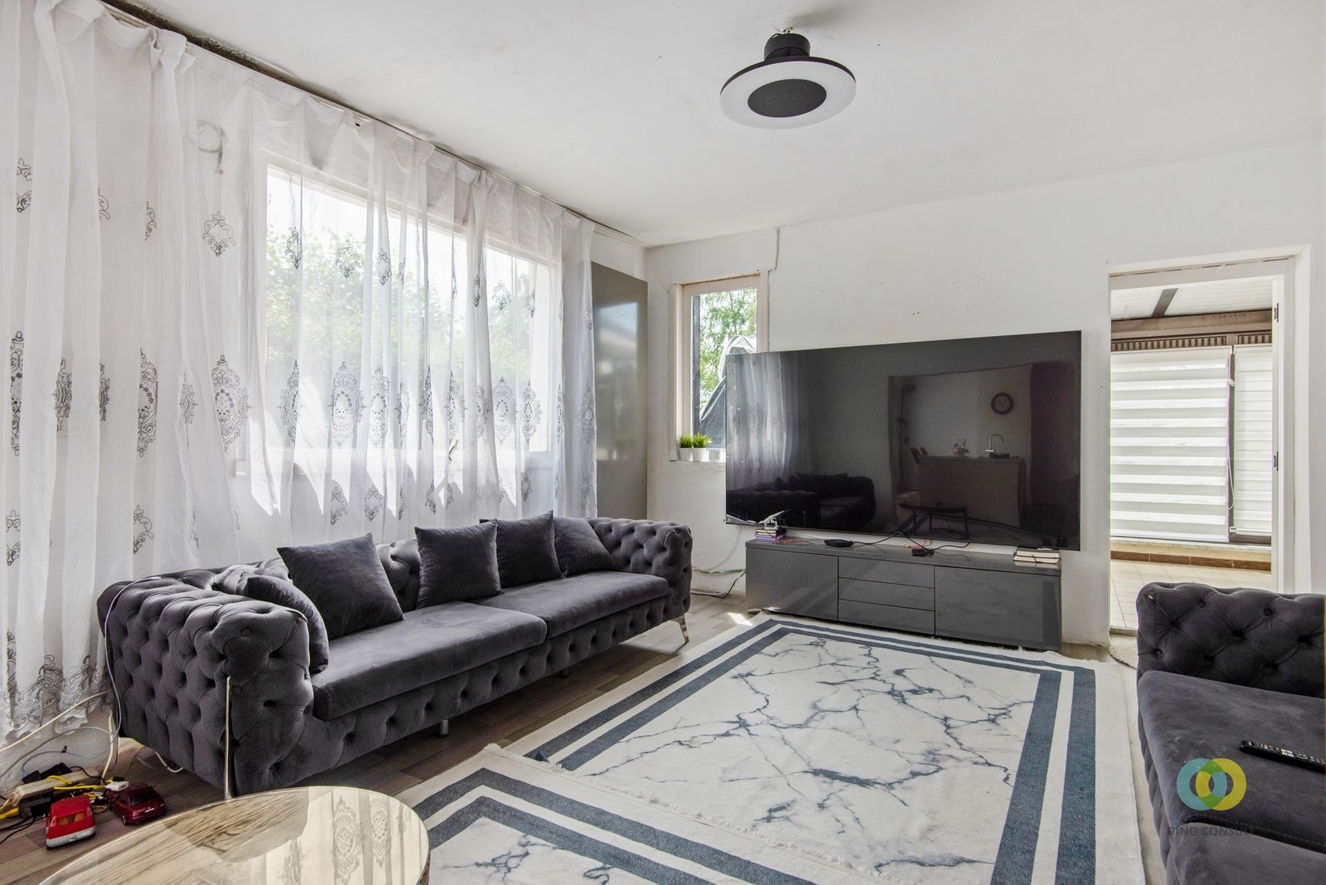 Maison à rénover avec projet d'agrandissement autorisé sur un terrain de 1 147 m² - photo 5