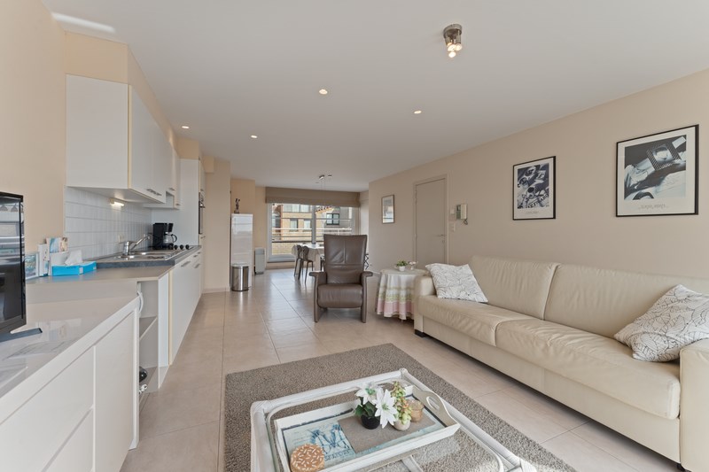 RECENT EN CENTRAAL GELEGEN PENTHOUSE APPARTEMENT MET 2 SLAAPKAMERS TE KOOP - foto 1