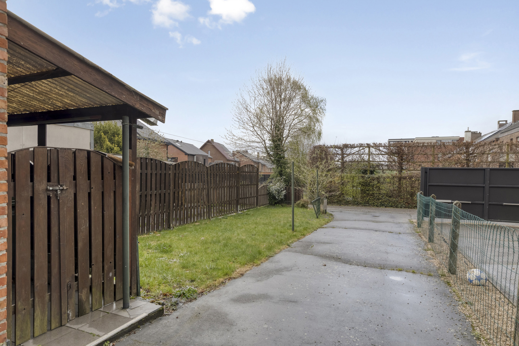 Woning met 3 slpks en tuin nabij centrum Hasselt - foto 3