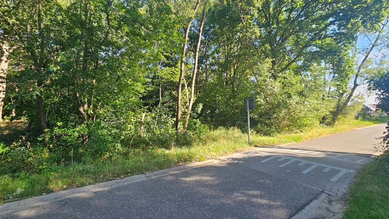 Perceel bouwgrond van 7a02ca voor open bebouwing - foto 1