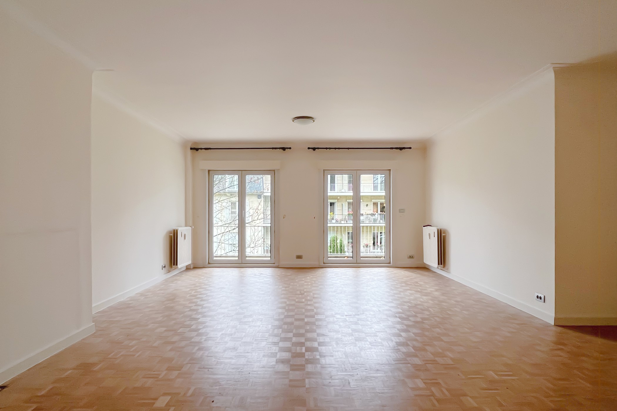 Ruim drie slaapkamer appartement in Gent! - photo 2