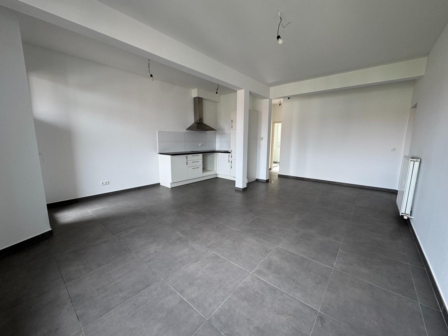 Appartement te huur in Antwerpen met 2 slaapkamers - foto 2