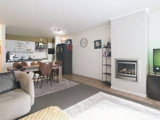 De snelste manier om een bezoek te brengen aan dit appartement? Vraag je bezoek aan via de rode knop op onze website (www.dewaele.com) en je...