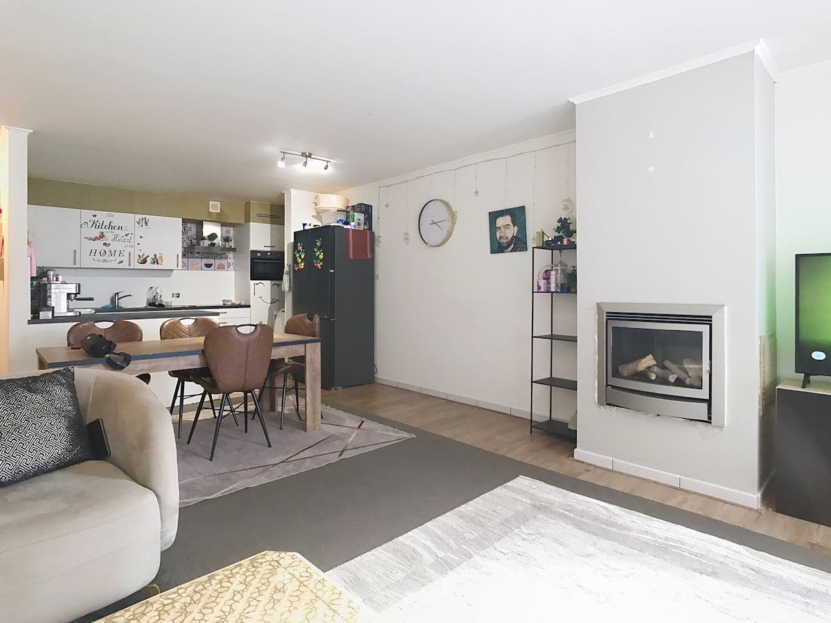 Instapklaar appartement met 2 slaapkamers te Izegem. - foto 3