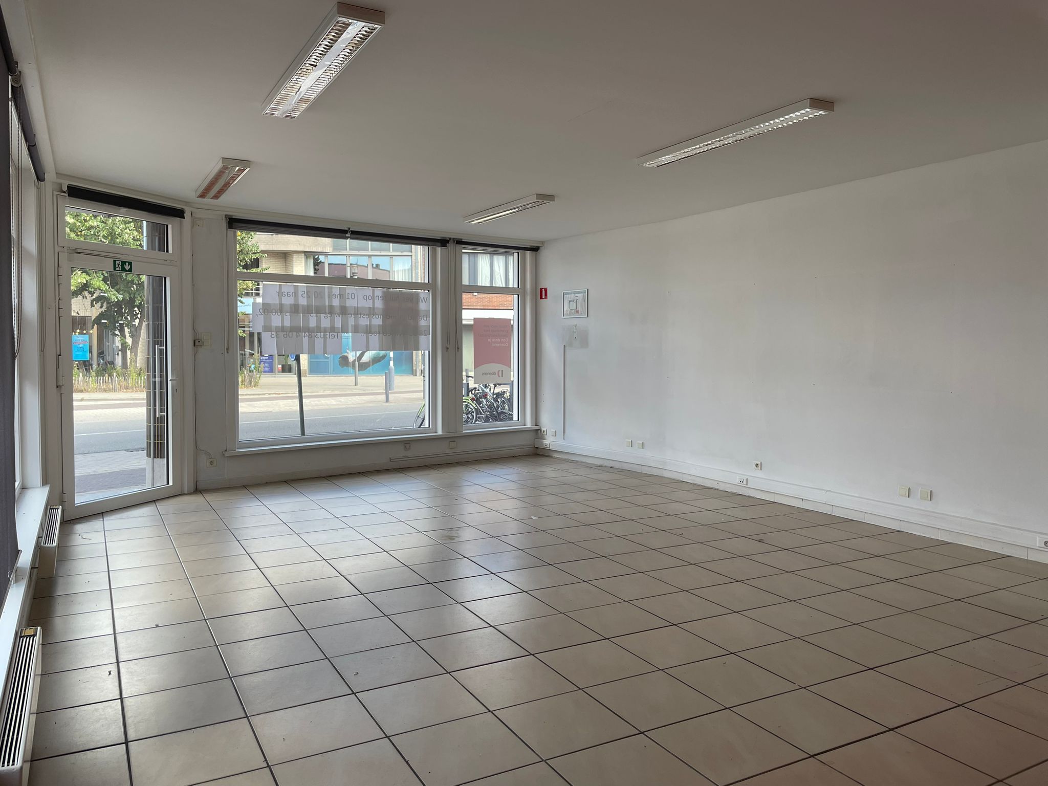 handelsruimte in het centrum van Willebroek te huur - foto 3