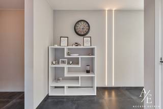 🏡 ENERGIEZUINIG WONEN IN GIJZEGEM!<br /><br />BEZOEKDAG WOENSDAG 21 OKTOBER - OP AFSPRAAK!<br />📲 Sms of WhatsApp: 0475 92 30 35<br /><br />Op zoek naar een instapklare woning met ruimte, comfort én een landelijke ligging? Deze woning in Gijzegem combineert een hedendaagse woonbeleving met een uitstekende energieprestatie (E-peil A+).<br /><br />De woning beschikt over een ruime leefruimte met open keuken, een apart toilet, een praktische berging/wasplaats, een aparte bureelruimte en een inpandige garage met automatische poort. Op het verdiep zijn er 3 slaapkamers waarvan een master bedroom met een aparte dressing! De badkamer heeft zowel een douche als een bad. Hier is ook nog een apart toilet.<br /><br />Dankzij de grote raampartijen geniet je van veel natuurlijk licht en een directe verbinding met de terrasoverkapping, het ruime zonneterras en de gezellige overdekte lounge/pergola met grote tuinberging. Ideaal voor lange zomeravonden, familiefeesten of heerlijk ontspannen.<br /><br />✨ TROEVEN<br /><br />⚡ E-peil A+<br />☀️ 20 zonnepanelen met omvormer<br />🌡️ 2 airco-/verwarmingswarmtepompen<br />🚗 Ruime inpandige garage + 3 parkeerplaatsen<br />💻 Bureel-/kantoorruimte<br />🌞 Veranda & ruim zonneterras<br />🍹 Overdekte lounge/pergola + grote tuinberging<br />📍 Landelijk gelegen in Gijzegem, vlot bereikbaar richting Gent & Brussel<br /><br />Landelijk wonen met ruimte, comfort en energiezuinigheid — helemaal klaar om jouw nieuwe thuis te worden.