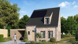INDELING VAN DE WONING<br /><br />GELIJKVLOERS<br /><br />- Inkomhal- Gastentoilet- Leefruimte met open keuken- Trap naar boven- Berging/wasplaats- Carport<br />EERSTE VERDIEP<br /><br />- Nachthal met zolderluik- Apart toilet- Badkamer- 3 slaapkamers<br />ZOLDERVERDIEP<br /><br />- Zolderruimte<br />Afbeeldingen zijn steeds illustratief en contractueel niet bindend.<br /><br />Oppervlakte va 890 m² bestaat deels uit agrarisch gebied en toegangsweg met erfdienstbaarheid.<br /><br />De koper heeft deels nog inspraak in de stijl en afwerking van de woning voor zover deze zaken niet werden vastgelegd door vergunning of bestelling van materialen.<br /><br />TIP: Hoe sneller U beslist in de bouwfase, des te meer inspraak U heeft in de keuze van materialen en/of afwerking.<br /><br />ECO-uitvoering dat voldoet aan strenge energienormen.<br /><br />- Zonnepanelen- Doorgedreven isolatie- Warmtepomp i.p.v. gas- Vloerverwarming- Ventilatie D- Max. E-peil = 30- Elektriciteitsaansluiting : 3 fasen