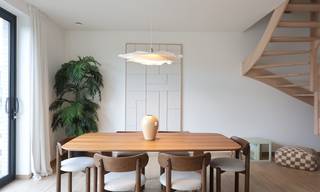 <strong>Energiezuinige afgewerkte woning </strong>met 3 slaapkamers, een berging, fietsenberging, carport en een tuin. <br />Op het gelijkvloers vind je de inkomhal met apart gastentoilet, leefruimte en keuken. Op de eerste verdieping vind je 3 slpk., een berging, aparte toilet en badkamer.<br /><br />Meer info? Contacteer ons via 03 808 27 82 of info@matexi.be. Surf naar matexi.be/broechem.