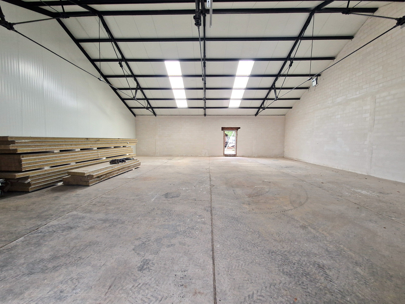 Magazijn / KMO Werkplaats 343m² te Booischot - foto 2