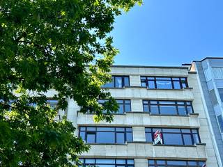 [[ DIT PAND NEEMT DEEL AAN DE ERA OPEN HUIZEN DAG OP 13/6 VAN 13:00 TOT 14:00 ]]Instapklaar appartement met magnifiek zicht op het Stadspark! 5de...
