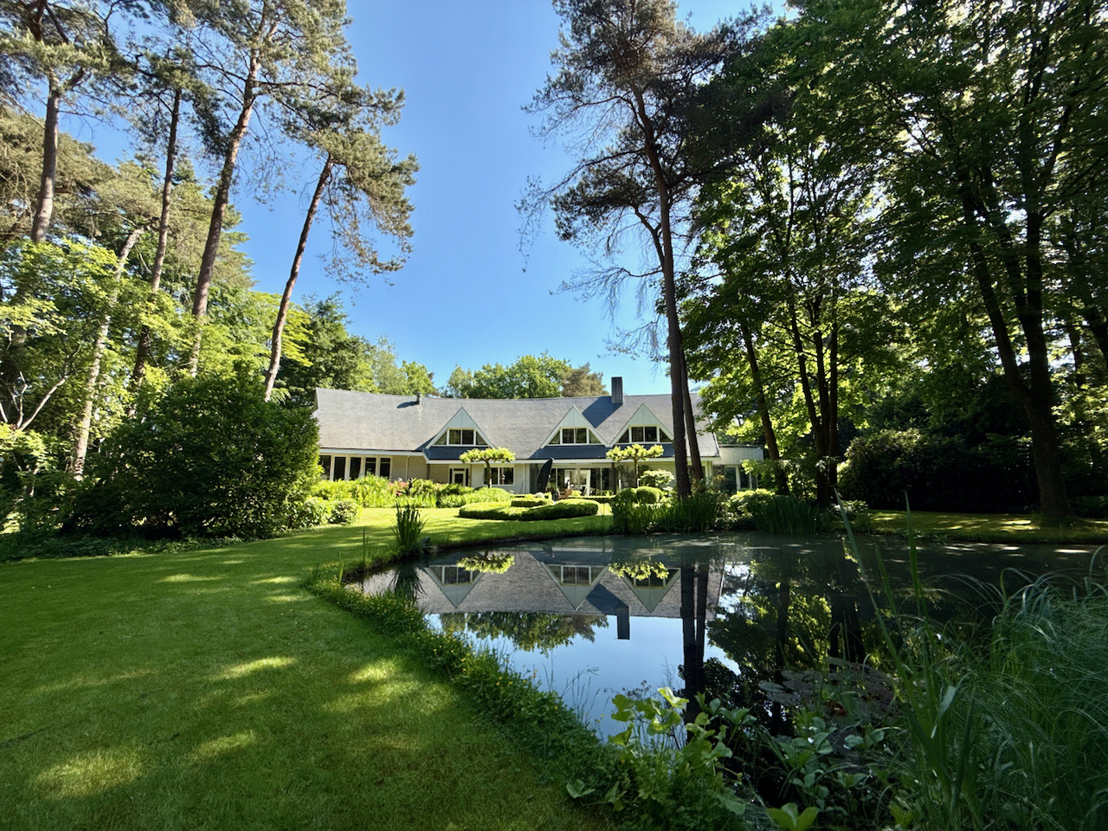 Huis te koop in Oud-Turnhout met 4 slaapkamers - foto 1