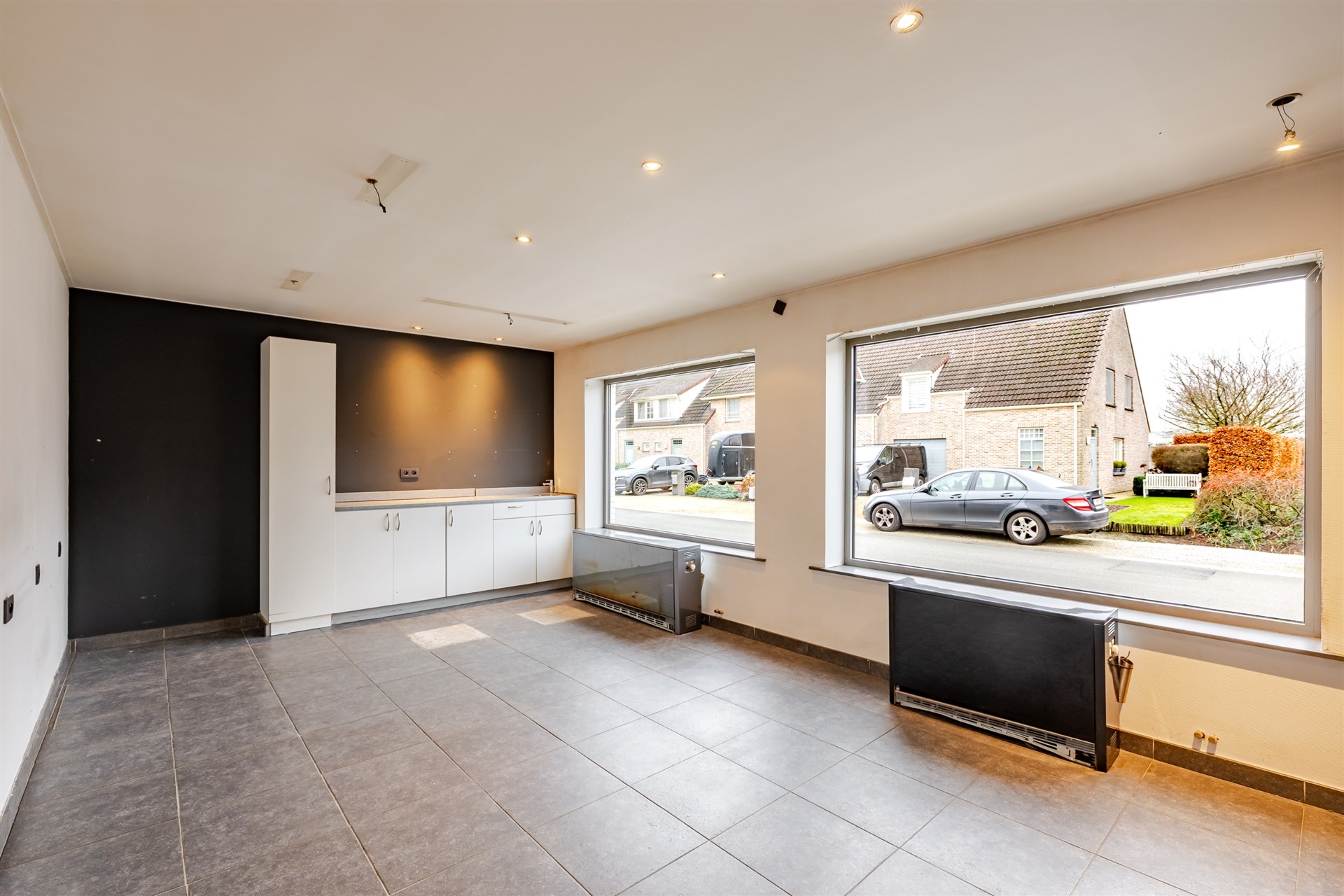 Te renoveren woning met ruimte voor achtertuin - foto 4