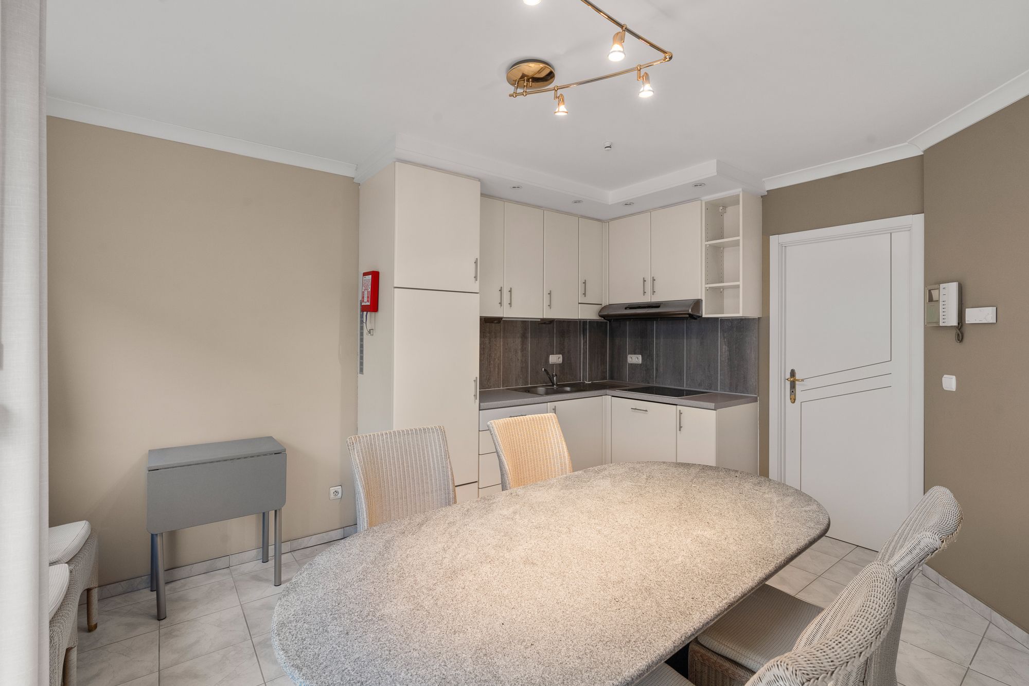 Lichtrijk appartement met zonnig terras in hartje Middelkerke - foto 5