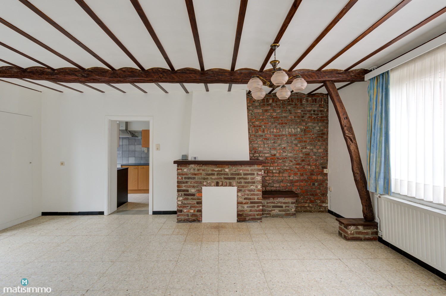 RUSTIG GELEGEN EENGEZINSWONING MET 2 SLAAPKAMERS, TUIN EN GARAGE TE VLIERMAALROOT - foto 3