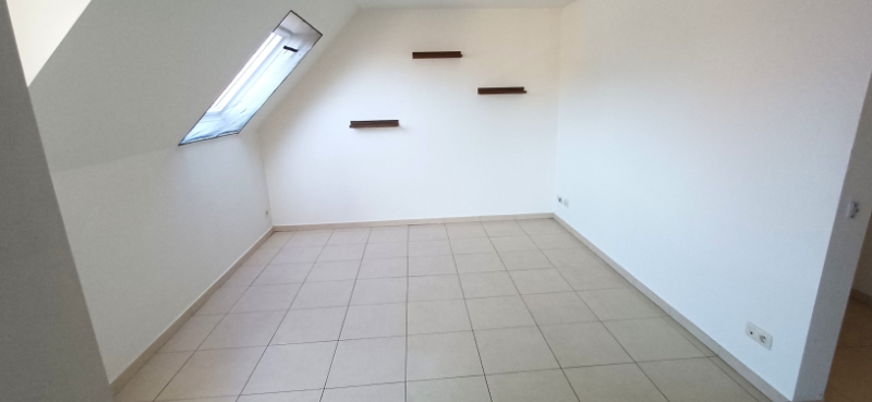Apartment for rent in Wevelgem with 2 bedrooms - photo 5