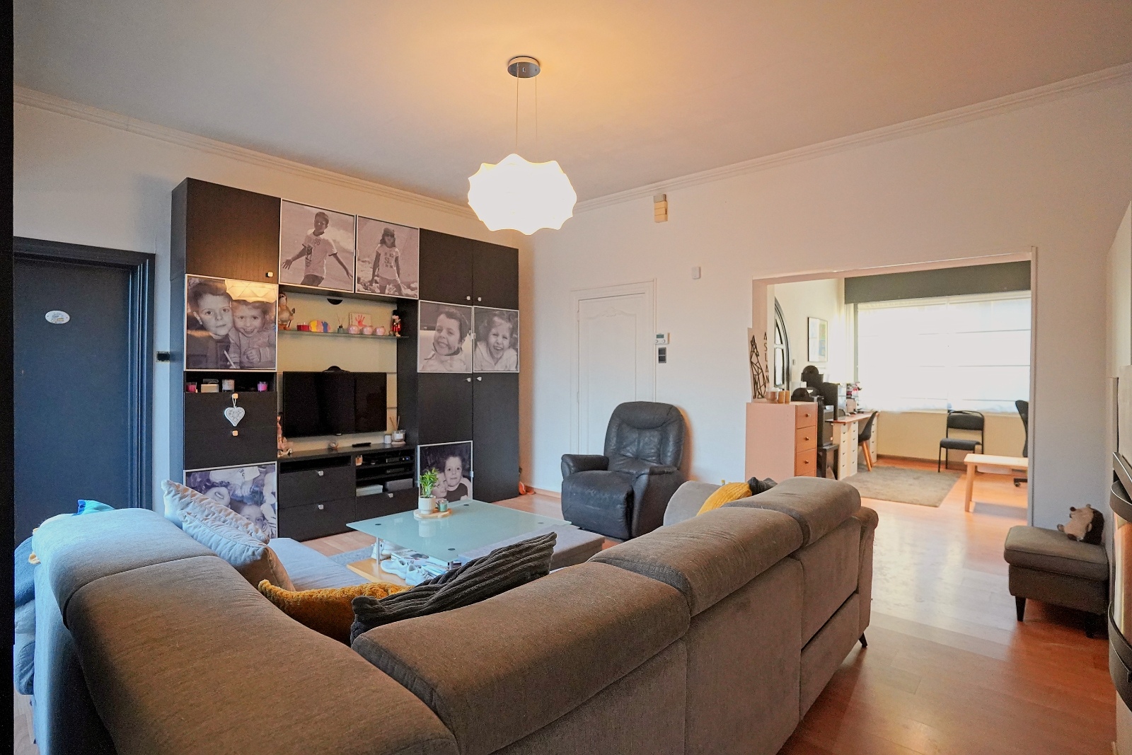 Ruime woning met garage en tuin in het centrum - photo 4