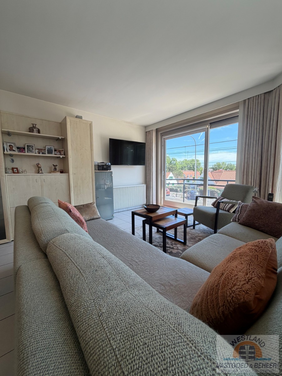 Lichtrijk hoekappartement met 1 slaapkamer - foto 4