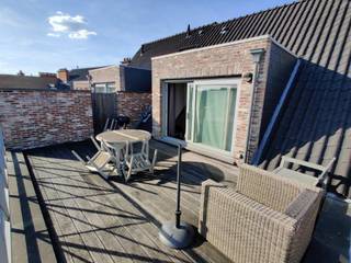 Gezellig appartement met groot zuid-gericht terras en 1 slaapkamer. Het appartement is midden in het centrum van Hulshout gelegen en heeft...