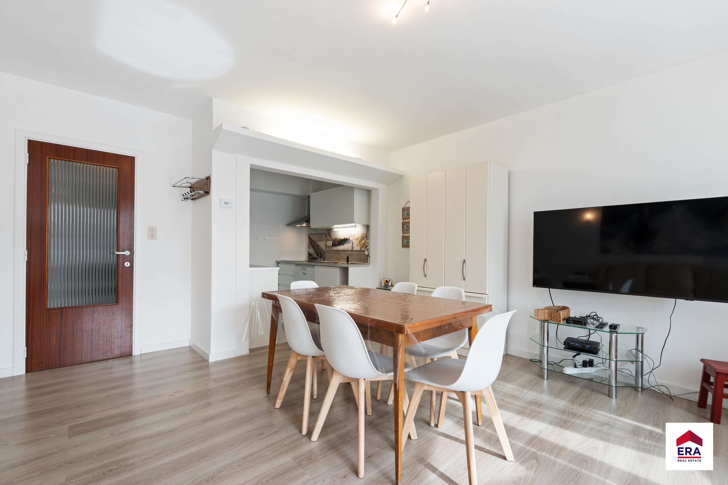 Instapklaar appartement te koop nabij zeedijk te Koksijde! - foto 4