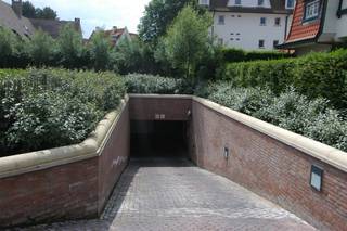 double garage box (n° 36 on -2) for 2 cars/bikes and golf car <br />dimensions: 5m5 depth for 1 car and 4m8 depth for another car