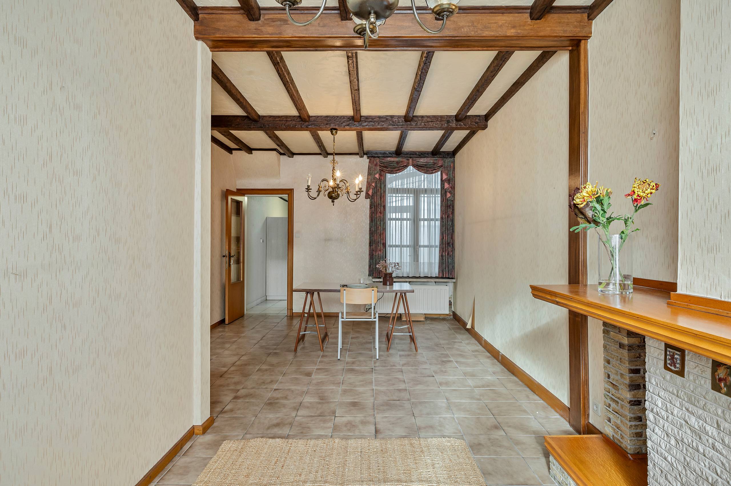 Een huis met charme, schone tuin en parkeren in je garage - foto 5
