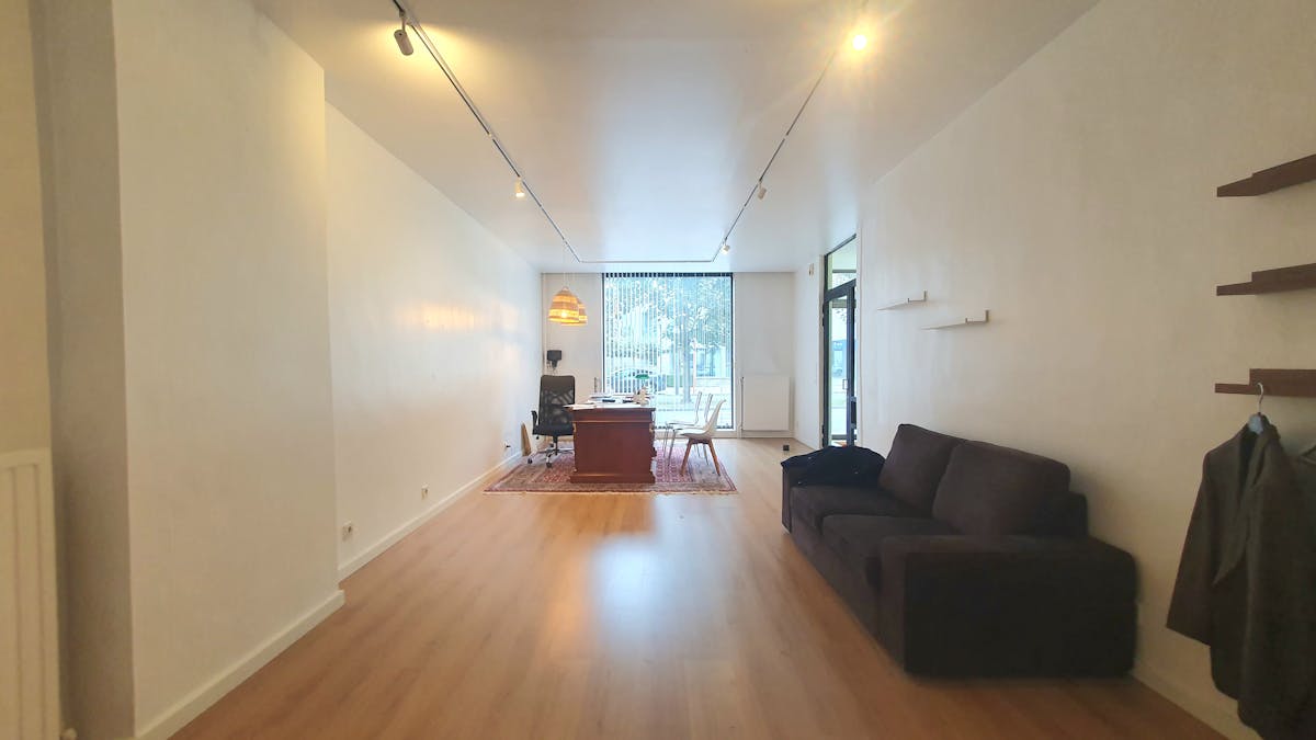 TE HUUR: Handelspand (84m²) in het centrum van Hasselt - foto 2