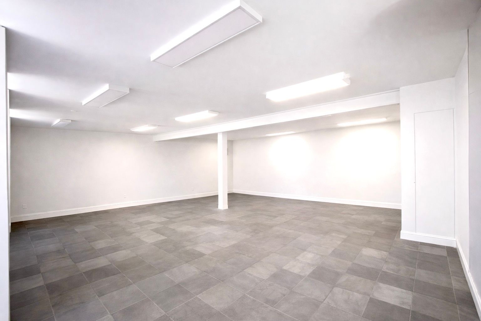 Modern en instapklaar handelspand vlakbij E17 - photo 2