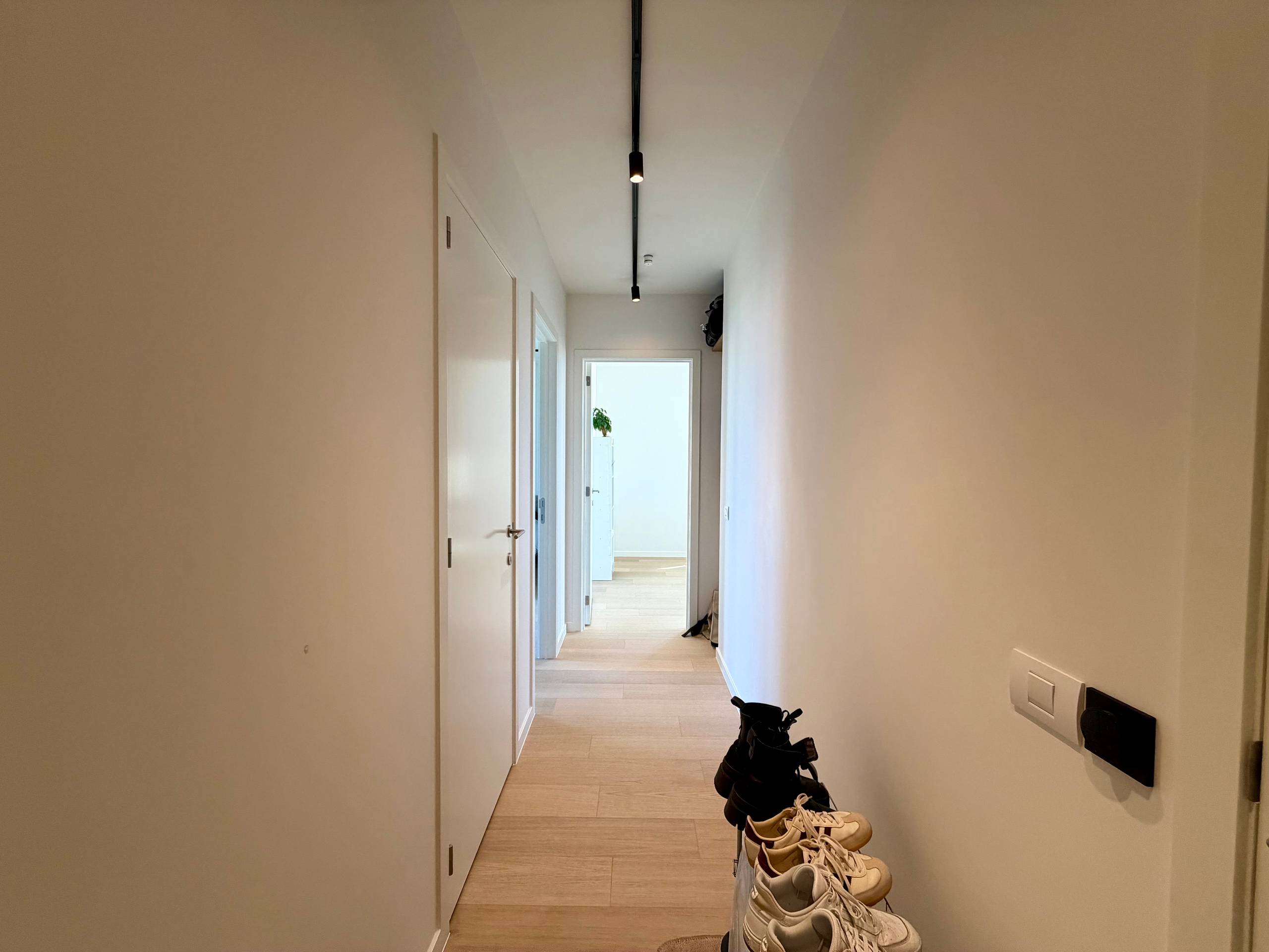 Recent appartement met één slaapkamer te huur - foto 2