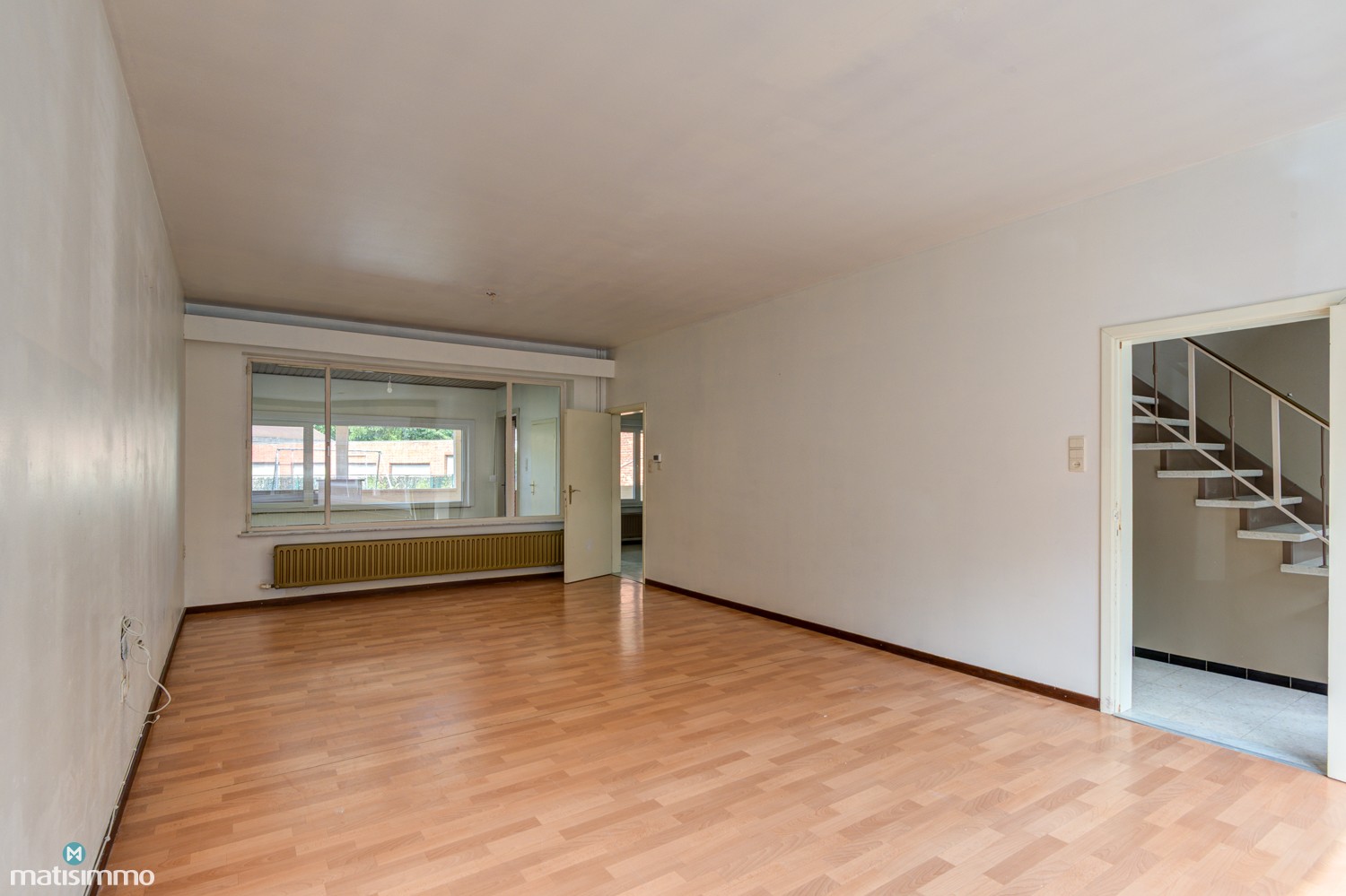 RUIME EENGEZINSWONING MET 4 SLAAPKAMERS, GARAGE, ZOLDER EN TUIN NABIJ HET CENTRUM VAN BILZEN - foto 5