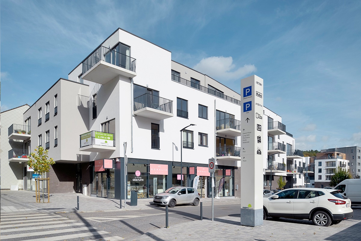 Commercial for rent in Court-Saint-Etienne - photo 5