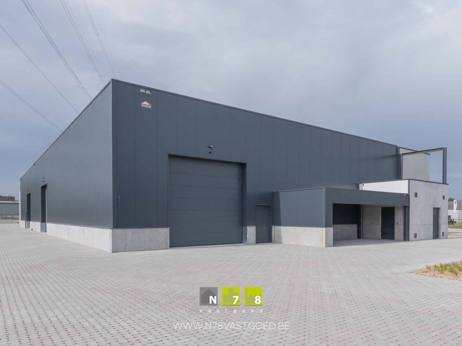 Commercial à vendre à Maaseik