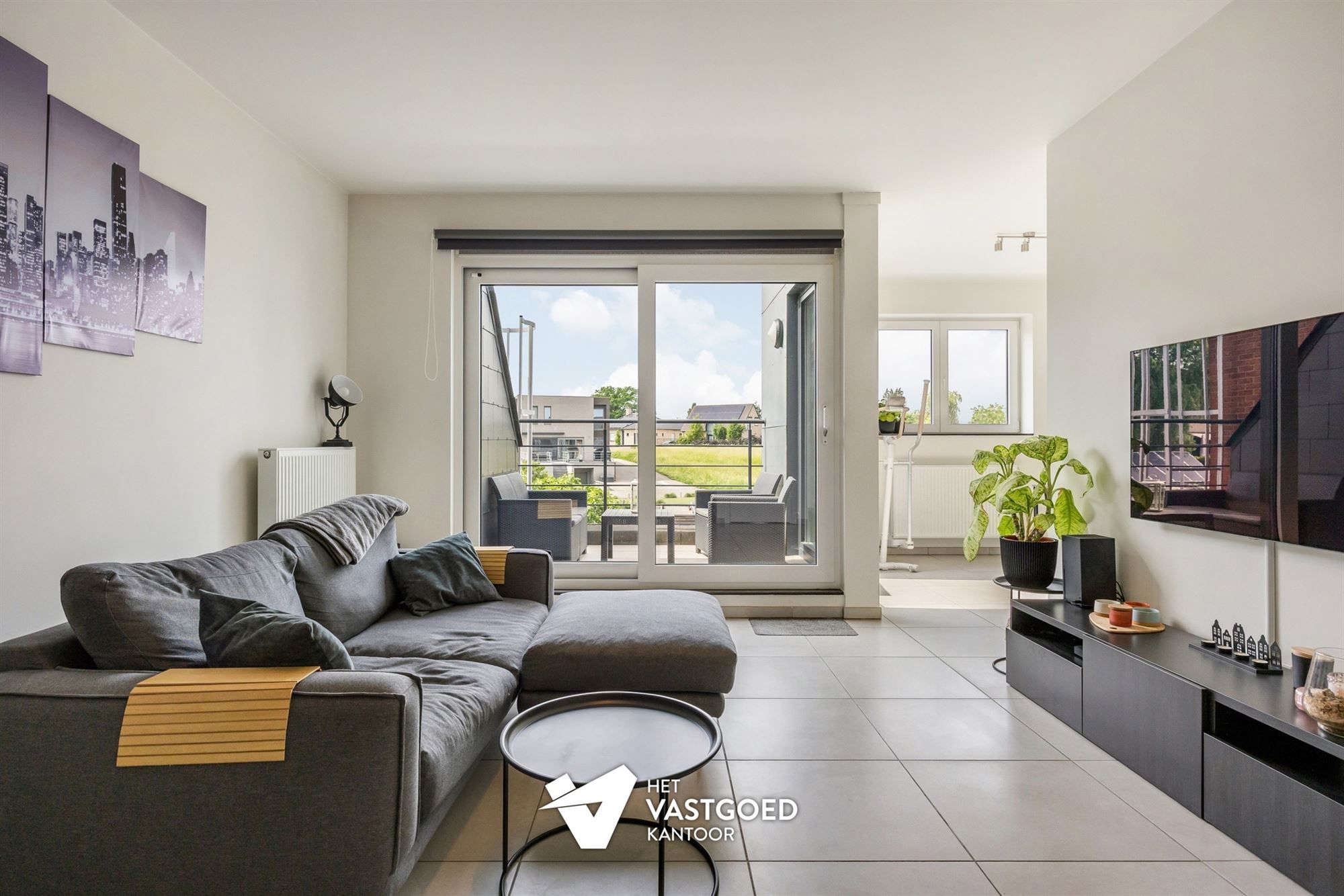 LEUK APPARTEMENT MET 1 SLAAPKAMER EN LEUK TERRAS OP TOPLOCATIE TE TESSENDERLO CENTRUM - foto 1