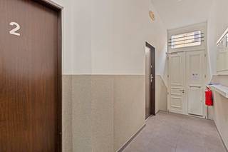 Discover this investment property with 3 bright apartments, ideally located in a quiet and green residential area of Brussels. Here, you can live...