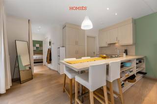 Ruim en lichtrijk 1-slaapkamer appartement te huur op een uitstekende locatie in Leuven, gelegen op de hoek van de Lepelstraat en de...